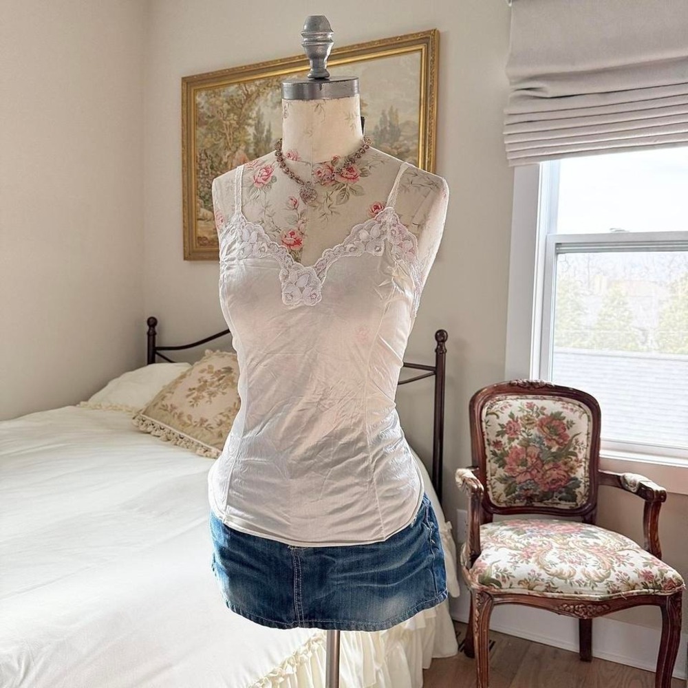 White lace‎ cami   60s kayser white lace tank top size 38